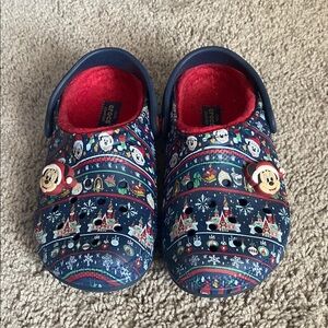 Disney Parks Holiday Limited edition Christmas Mickey Mouse Unisex Crocs Clogs